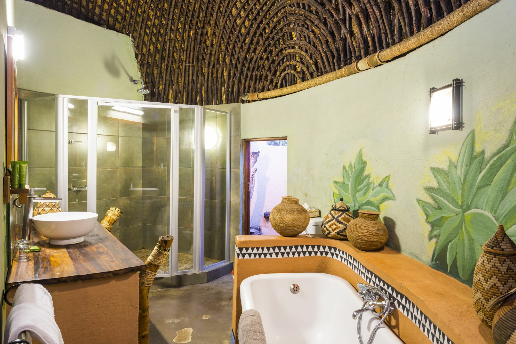 Aha Lesedi African Lodge & Cultural Village Broederstroom Exterior foto