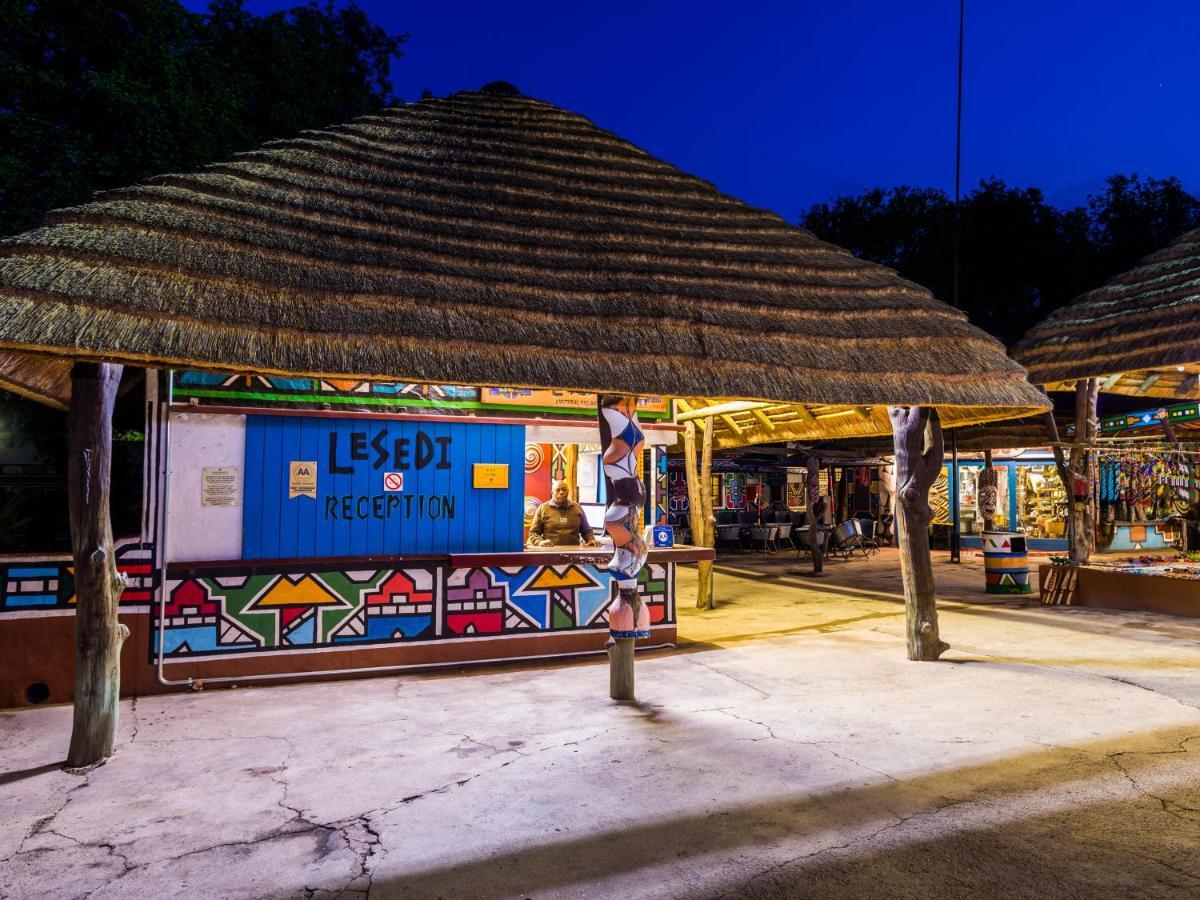 Aha Lesedi African Lodge & Cultural Village Broederstroom Exterior foto